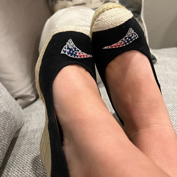 New England Patriots wedges. Size 8.5 - Picture 1 of 7